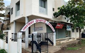 Hotel Ambai Bhakt Niwas-Tuljabhavani Pujari, Tuljapur